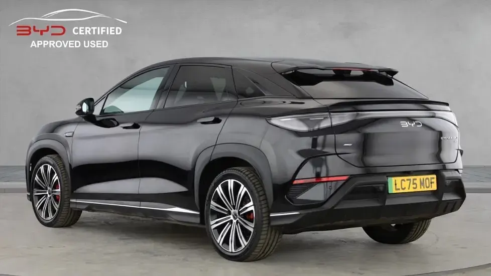 Used BYD Sealion 7 Design 389 kW (530 HP) 2025 Special metallic  obsidian black SUV
