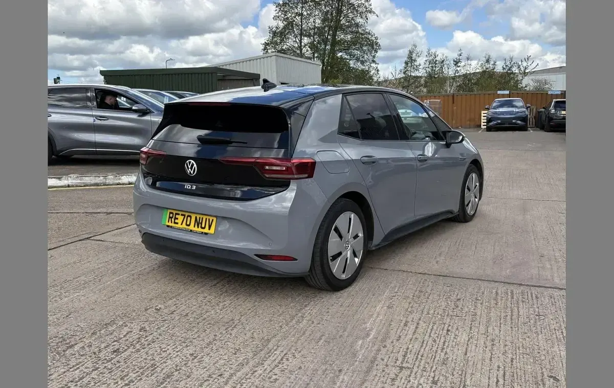 Usado VW ID.3 Pro Performance 150 kW (204 CV) 2020 Gris Utilitario