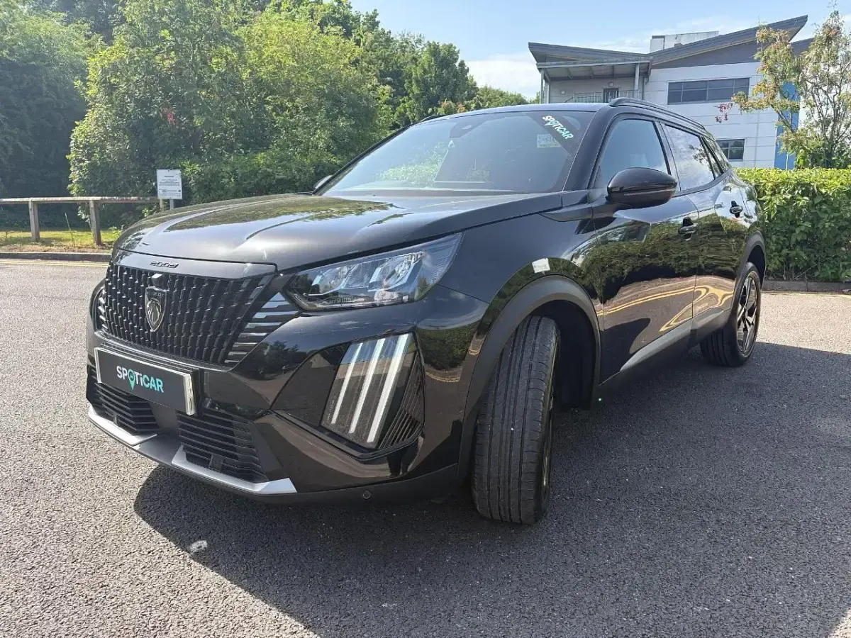Used Peugeot 2008 Allure 129 HP (94 kW) 2025 Black SUV