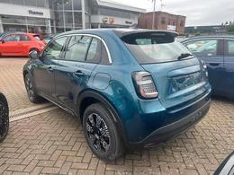 Green New 2025 Fiat 600 S SUV | £20,995 (Fair price) - Image 1/4