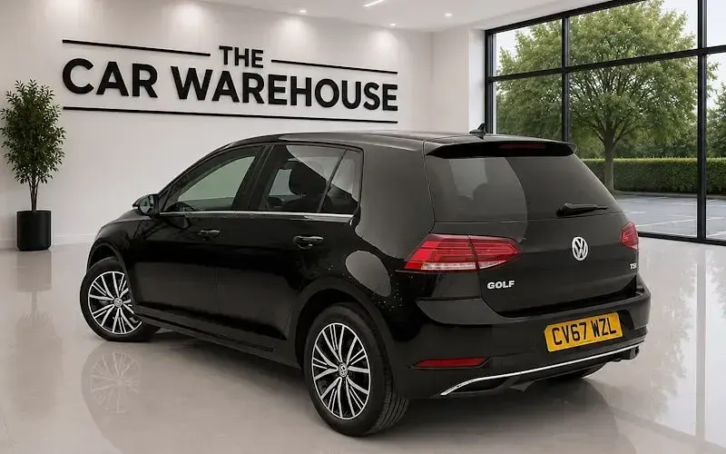 Used VW Golf VII SE 110 HP (80 kW) 2017 Black Hatchback
