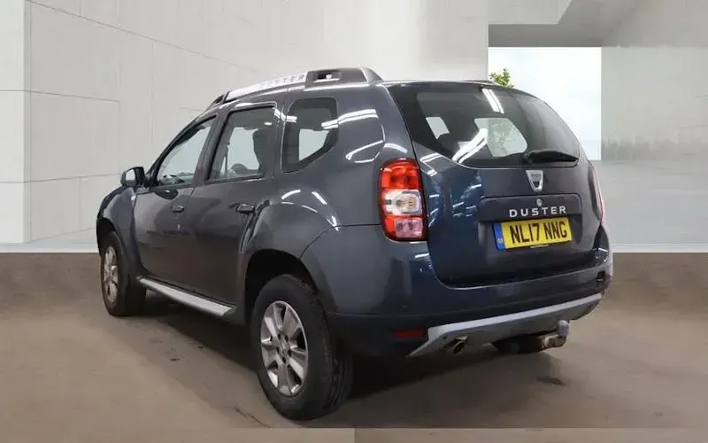 Used Dacia Duster Lauréate 110 HP (80 kW) 2017 Grey SUV