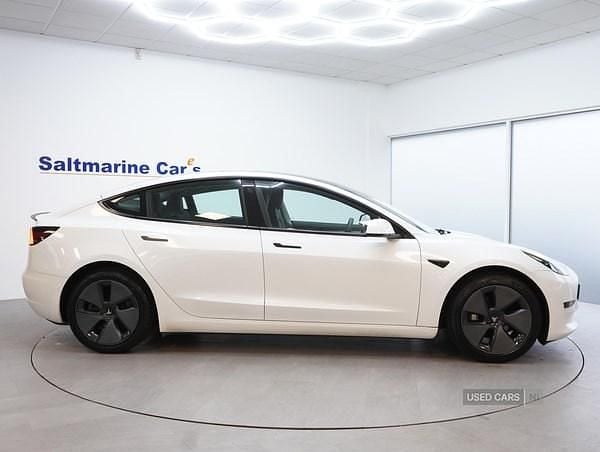 Used Tesla Model 3 RWD 177 kW (241 HP) 2021 White Sedan