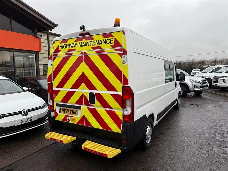 Used Peugeot Boxer S 140 HP (102 kW) 2021 White Van