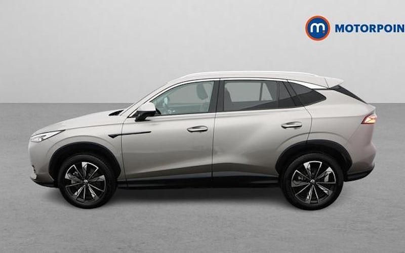 Usado MG HS Trophy 224 HP (164 kW) 2025 Prateado SUV