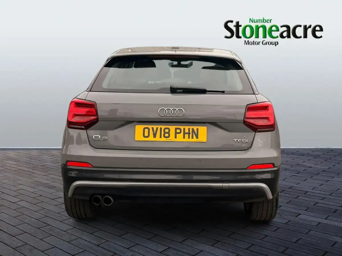 Usado Audi Q2 Advanced Plus 150 CV (110 kW) 2018 Gris SUV