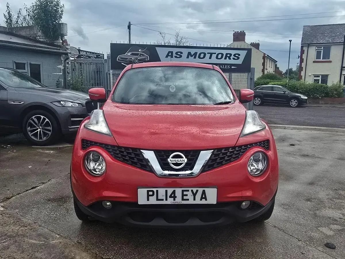 Used Nissan Juke Acenta Premium 113 HP (83 kW) 2014 Red SUV