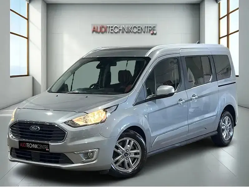 Used Ford Tourneo Titanium 2021 Solar silver (exclusive paint) MPV