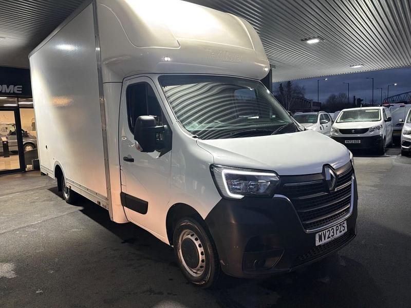 Used Renault Master Business 145 HP (106 kW) 2023 White Cabriolet