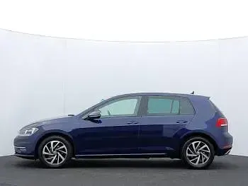 Used VW Golf VII Match 115 HP (84 kW) 2019 Blue Hatchback