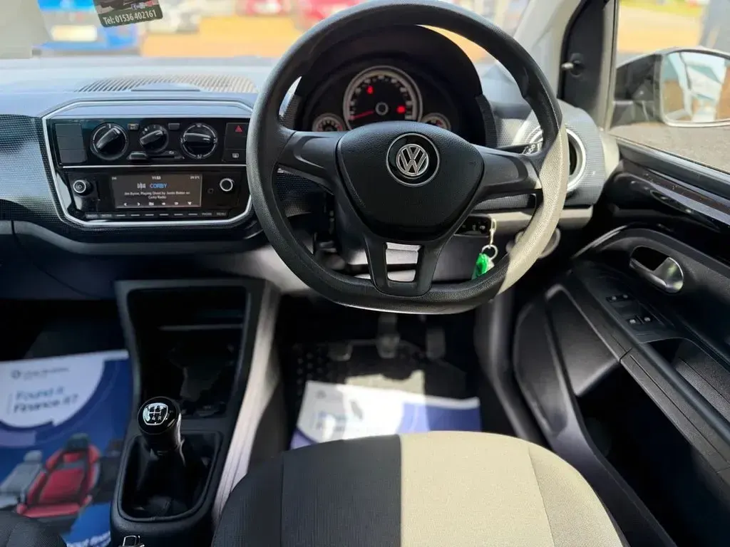 Used VW up! move up! 60 HP (44 kW) 2017 Black Hatchback