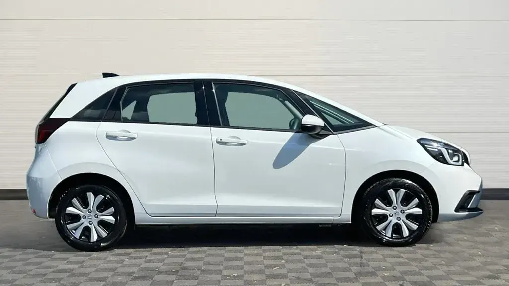 Used Honda Jazz SR 109 HP (80 kW) 2021 White Hatchback