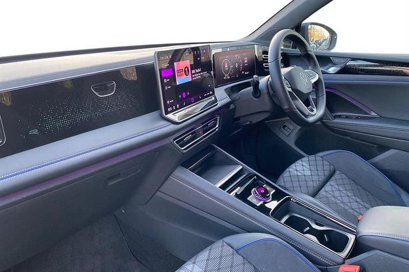 Used VW Tiguan R-line 204 HP (150 kW) 2025 White SUV