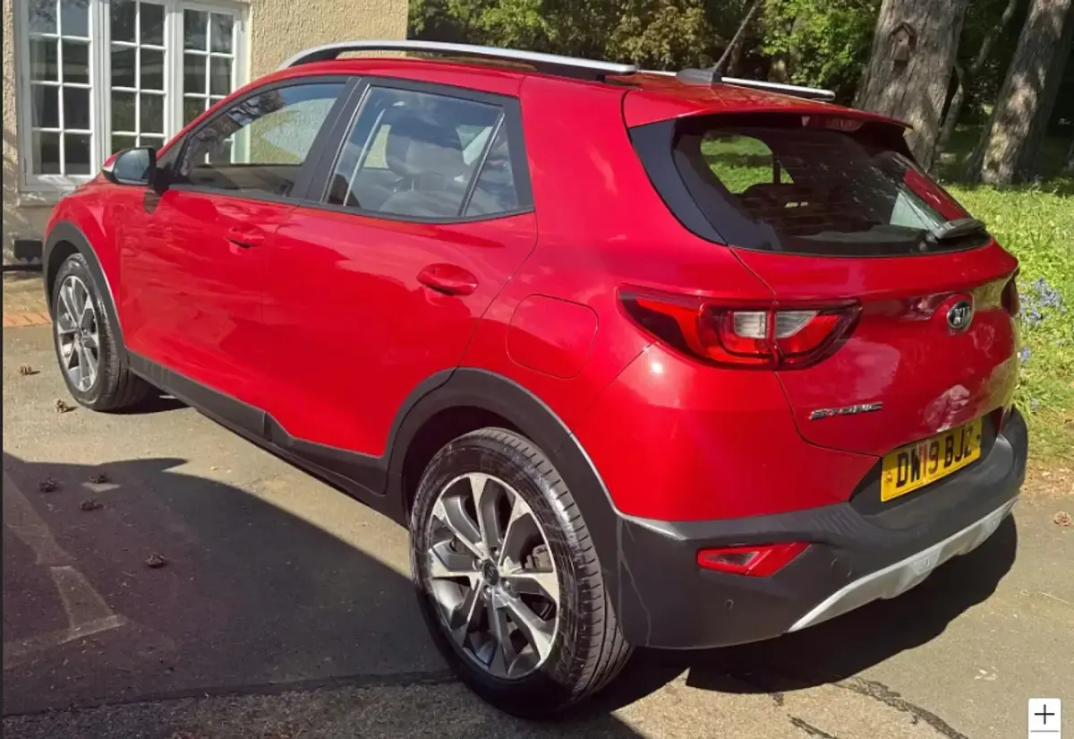 Gebraucht Kia Stonic 2019 Rot SUV
