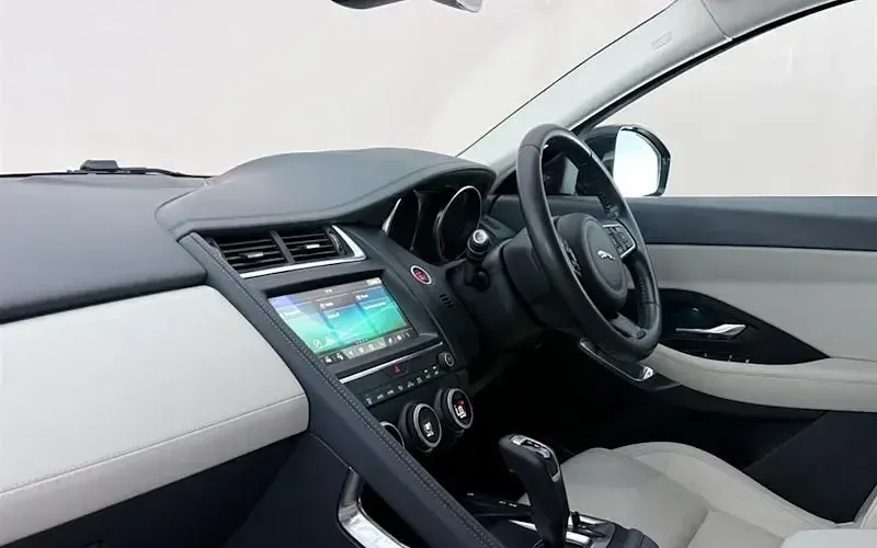 Used Jaguar E-Pace S 249 HP (183 kW) 2019 Black SUV
