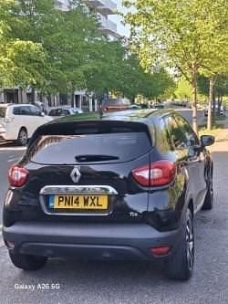 Usado Renault Captur Dynamique 90 HP (66 kW) 2014 Preto SUV