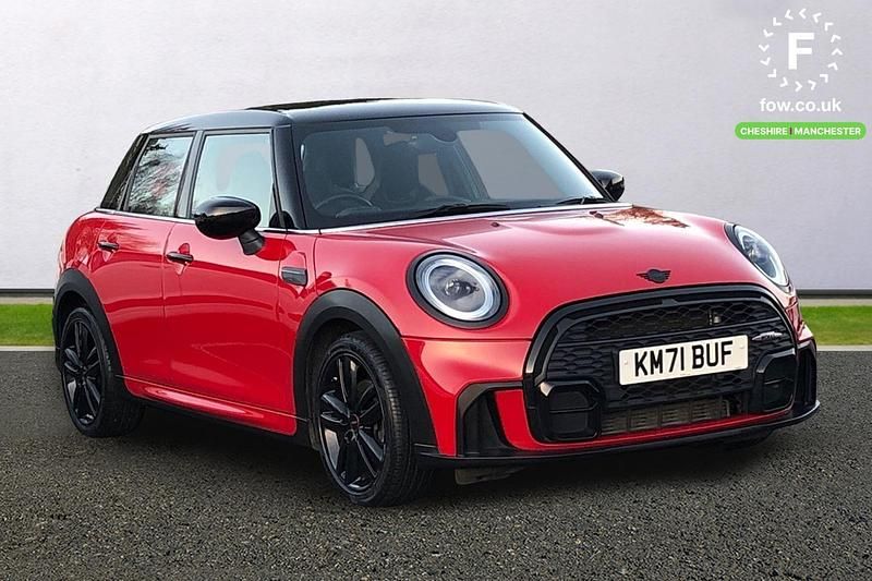 Used Mini Cooper Comfort 136 HP (100 kW) 2021 Red Hatchback