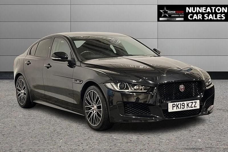 Used 2019 Jaguar XF Sportbrake Estate | £16,500 (Good price) - Image 1/1