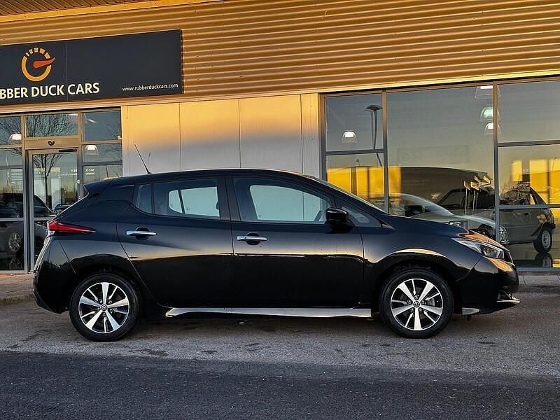 Used Nissan Leaf Acenta 110 kW (150 HP) 2021 Black Hatchback