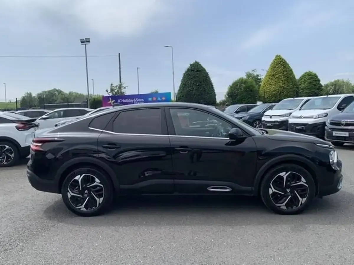 Used Citroën C4 X PureTech 127 HP (93 kW) 2024 Black SUV