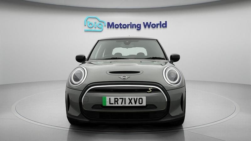 Used Mini Cooper SE Hatch 133 kW (181 HP) 2021 Hatchback