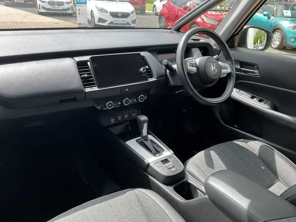 Used Honda Jazz Advance 122 HP (89 kW) 2023 White Hatchback