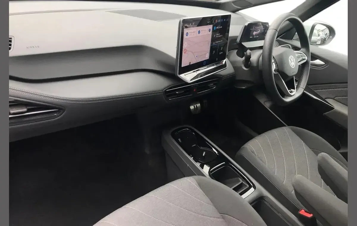Used VW ID.3 Pro 147 kW (200 HP) 2025 White Hatchback