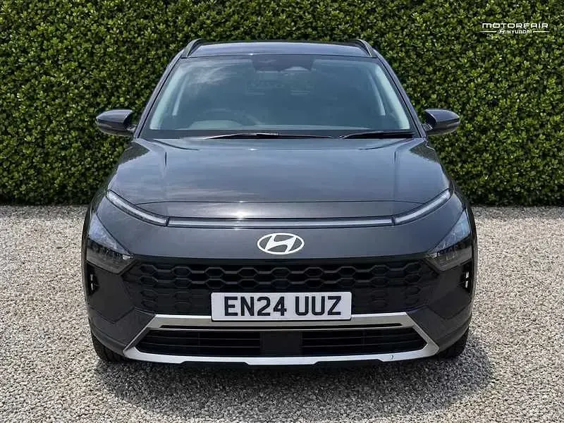 Used Hyundai Bayon Advanced 100 HP (73 kW) 2024 Grey SUV