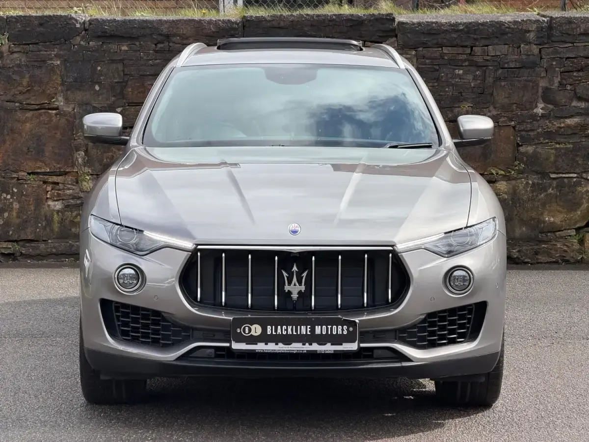Used Maserati Levante 275 HP (202 kW) 2019 Grey SUV