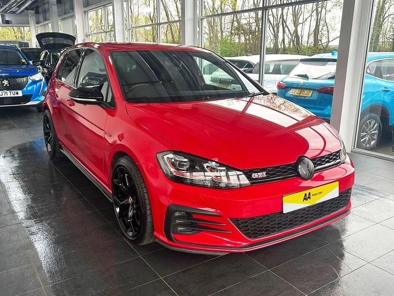 Used VW Golf VII GTI 245 HP (180 kW) 2019 Red Hatchback