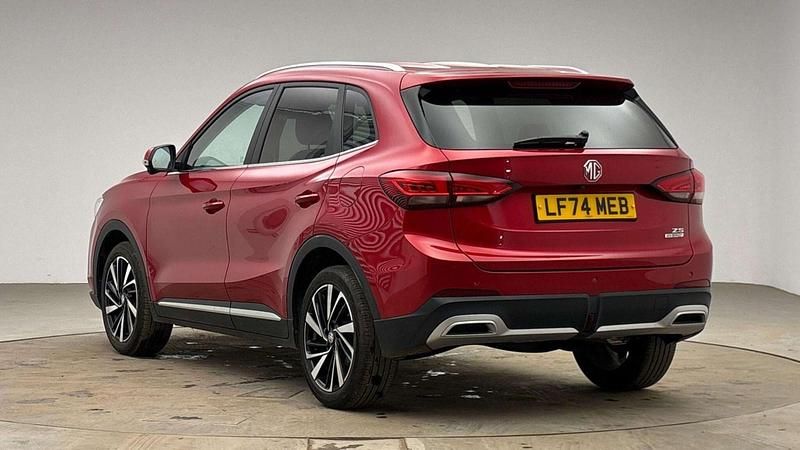 Used MG ZS Trophy 2025 Red SUV