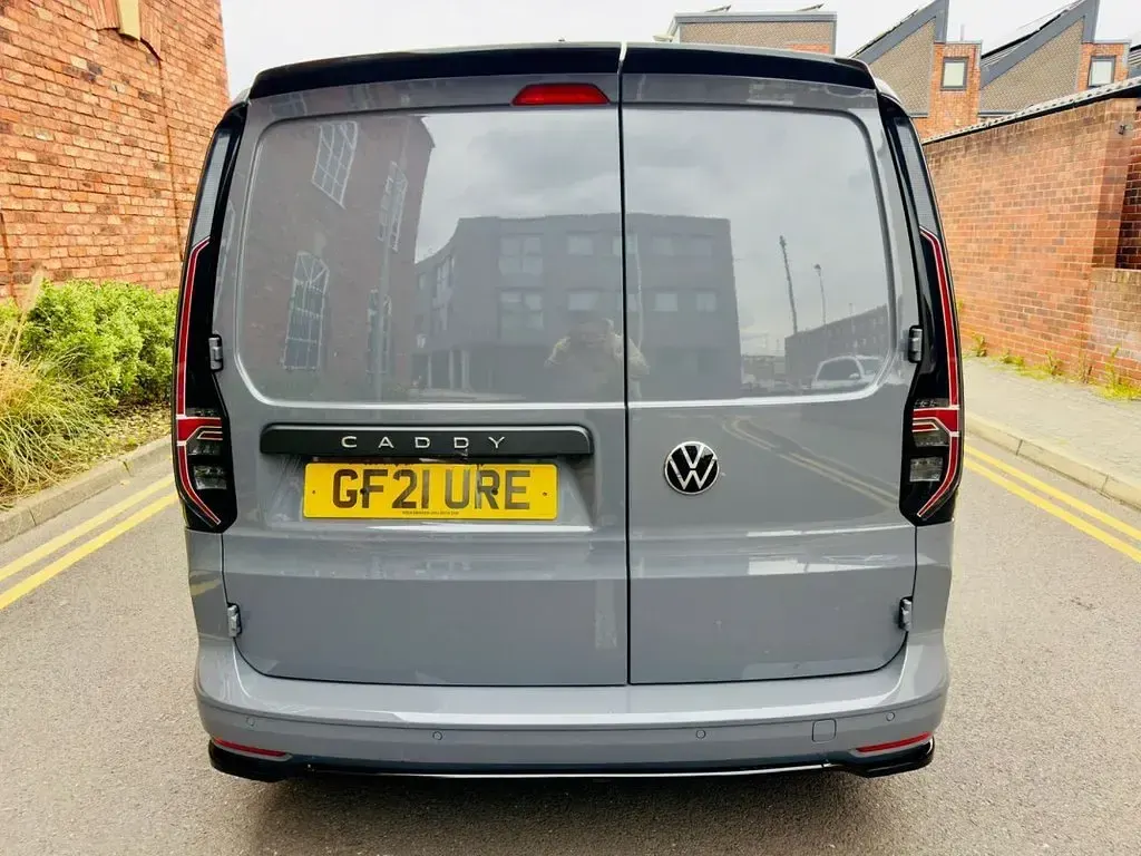 Used VW Caddy Maxi Pro 122 HP (89 kW) 2021 Grey MPV