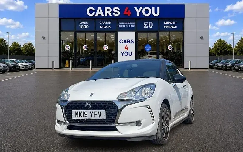 Used DS Automobiles DS3 Connected Chic 110 HP (80 kW) 2019 Hatchback