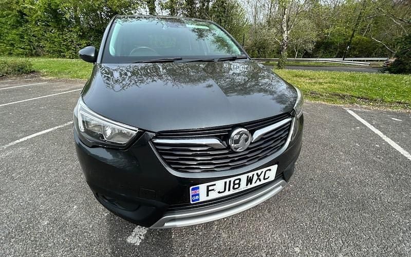 Used Vauxhall Crossland X 82 HP (60 kW) 2018 Grey SUV