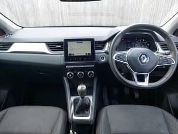 Used Renault Captur Iconic 91 HP (66 kW) 2022 Red SUV