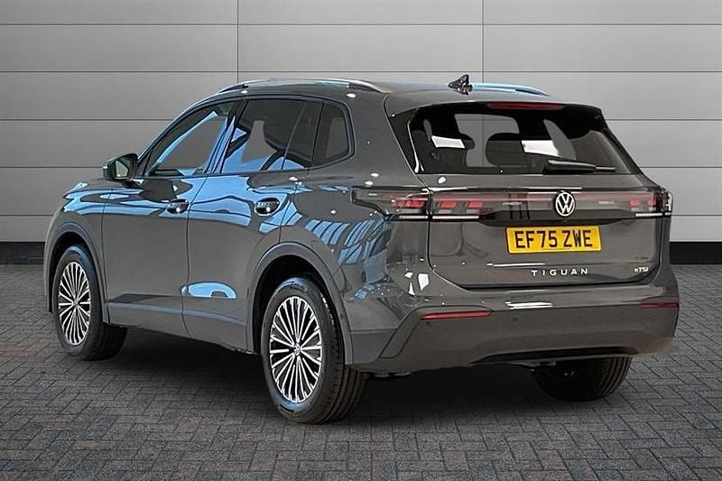 New VW Tiguan Match 150 HP (110 kW) 2026 Dolphin grey SUV