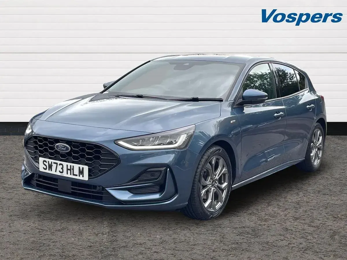 Used Ford Focus ST-Line 125 HP (91 kW) 2023 Blue Hatchback