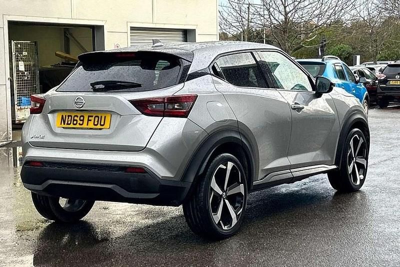 Used Nissan Juke Tekna 114 HP (83 kW) 2019 Silver SUV