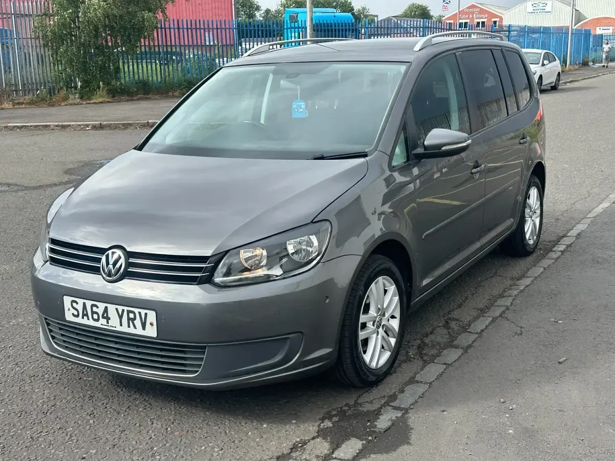 Used VW Touran SE 105 HP (77 kW) 2014 Grey MPV