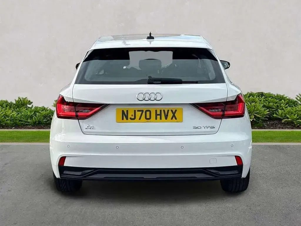 Used Audi A1 Sport 110 HP (80 kW) 2020 White SUV