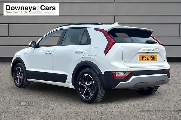 Used Kia Niro 139 HP (102 kW) 2023 White SUV