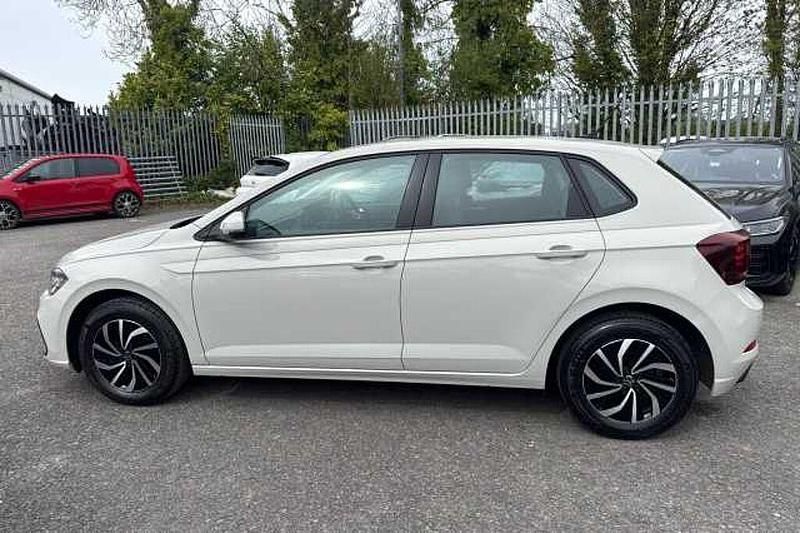 Used VW Polo 95 HP (69 kW) 2024 Hatchback