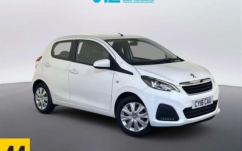 Used Peugeot 108 Active 68 HP (50 kW) 2018 White Hatchback