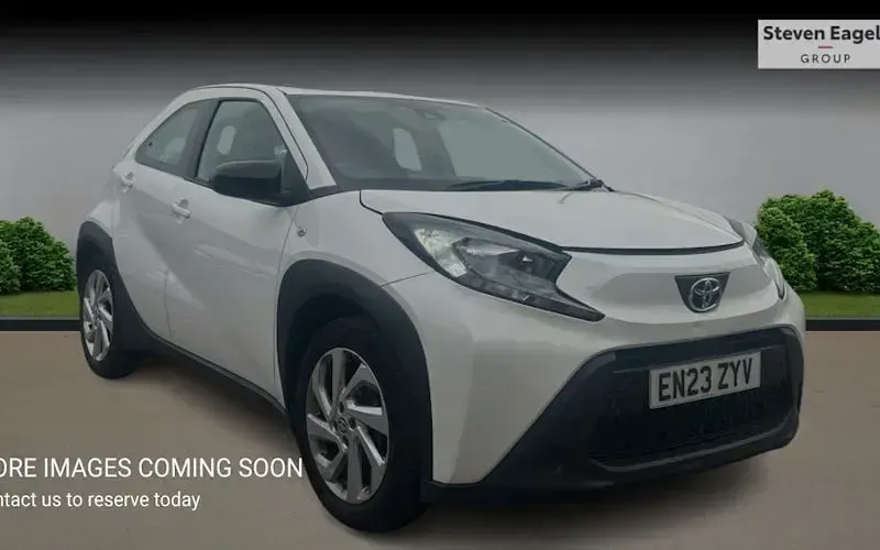 Used Toyota Aygo X PURE 72 HP (52 kW) 2025 SUV