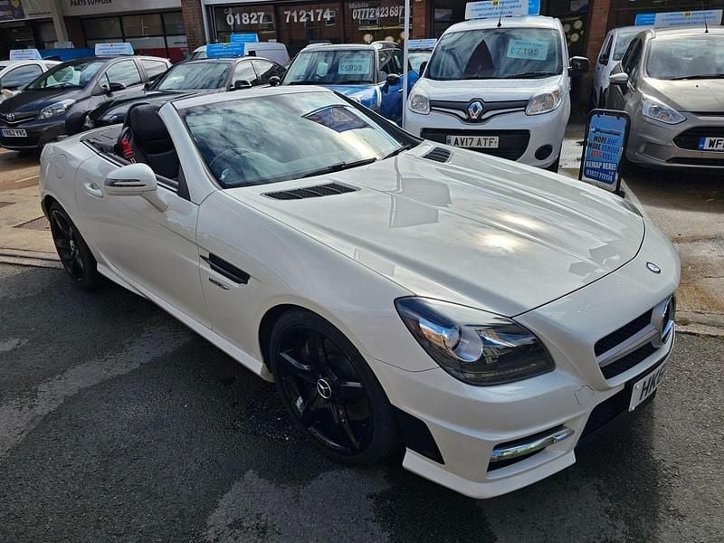 Used Mercedes SLK200 AMG 184 HP (135 kW) 2012 White Cabriolet