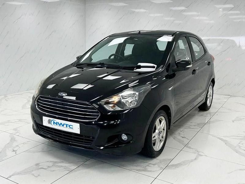 Used Ford Ka Plus Zetec 70 HP (51 kW) 2018 Black Hatchback