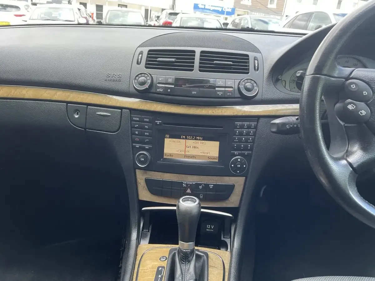 Used Mercedes E220 Avantgarde 2009 Silver Estate