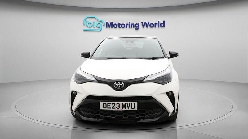 Used Toyota C-HR Sport 184 HP (135 kW) 2023 White SUV
