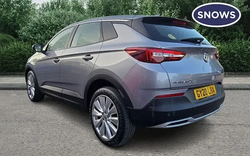 Usado Vauxhall Grandland X Elite 131 HP (96 kW) 2020 Cinzento SUV