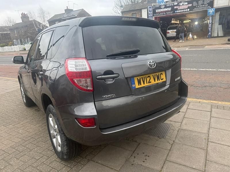 Used Toyota RAV4 150 HP (110 kW) 2012 Grey SUV